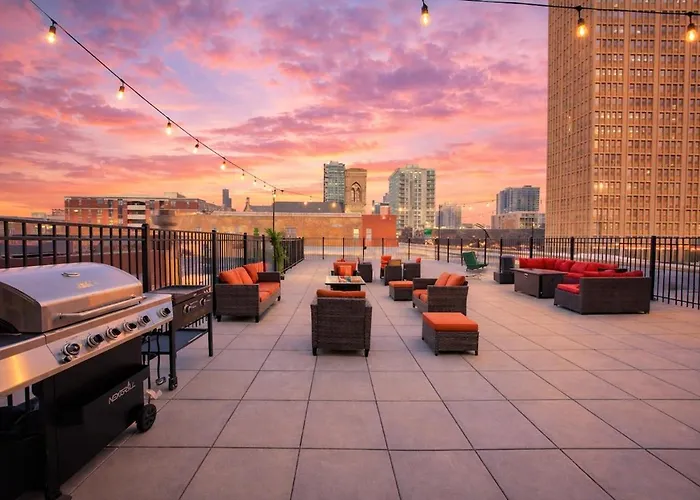 Apartamento Beautiful 2br With Smart Tv, Gym Access & Parking Close To Mccormick Place, Museums & Michigan Chicago