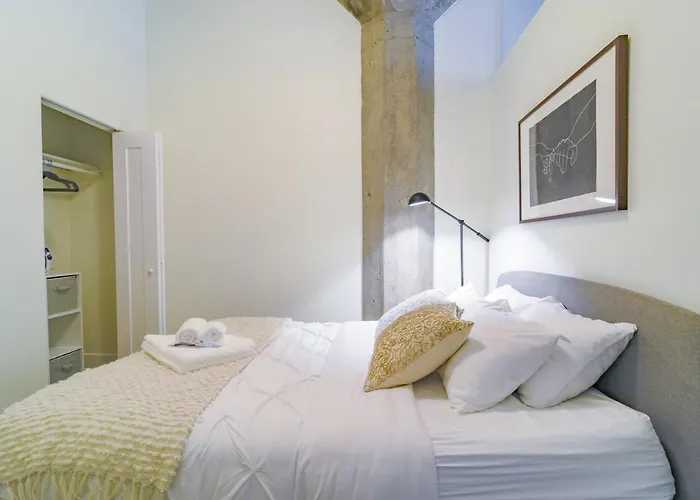 Apartamento Beautiful 2br With Smart Tv, Gym Access & Parking Close To Mccormick Place, Museums & Michigan Chicago