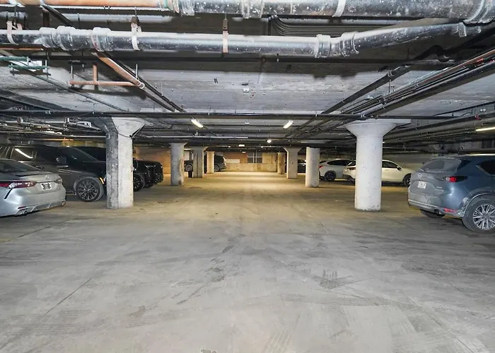 Beautiful 2br With Smart Tv, Gym Access & Parking Close To Mccormick Place, Museums & Michigan Apartamento Chicago